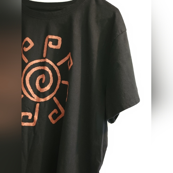 Sonoma Graphic Tee. Size xl. Preloved. - Picture 2 of 5